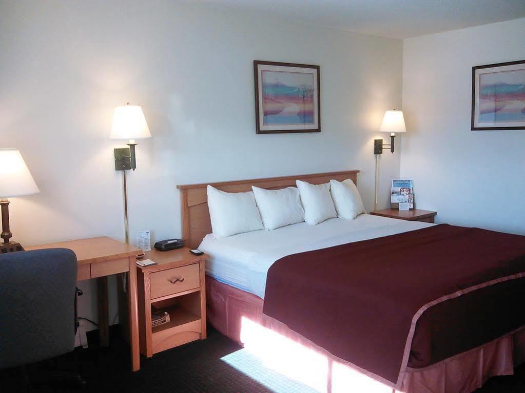 Howard Johnson By Wyndham קולורדו ספרינגס מראה חיצוני תמונה